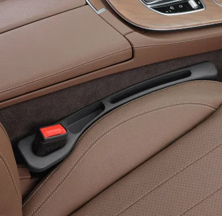 Car Seat Gap – Läckagesäker Förvaringslist